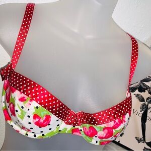 Victoria’s Secret Polka dot Tulip print Balconet bra!